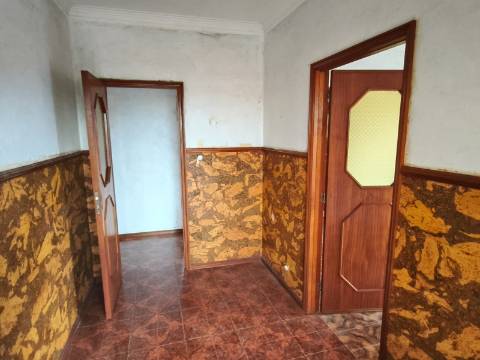Moradia Isolada T3 em Santa Maria de Lamas