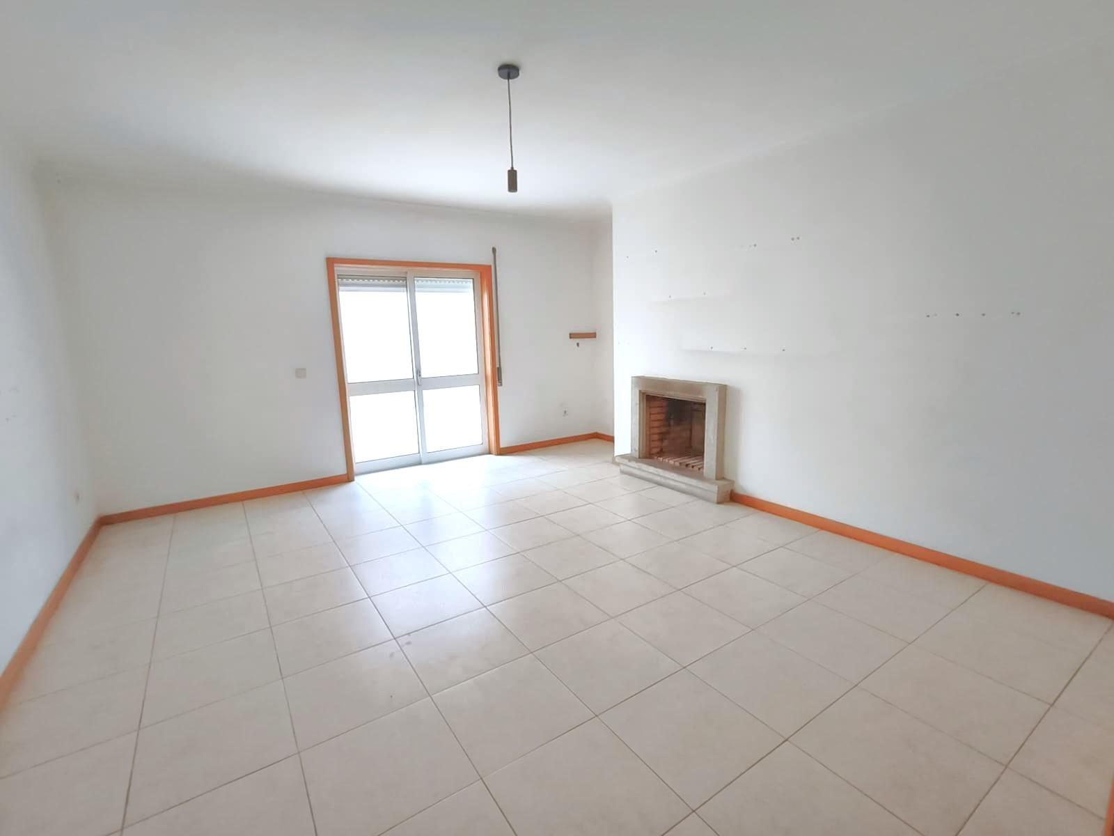 Apartamento T3 em Oliveira de Azeméis