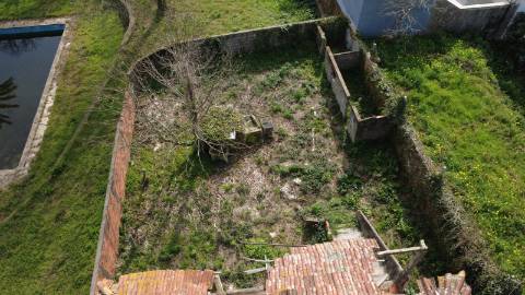 Terreno em São João da Madeira