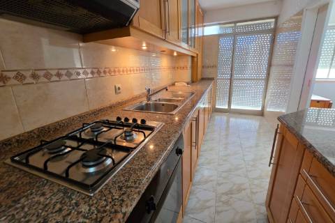 Apartamento T2 Renovado em São João da Madeira