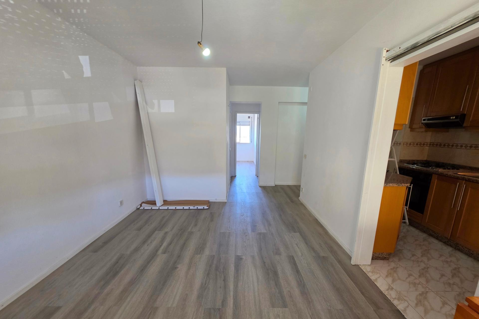 Apartamento T2 Renovado em São João da Madeira