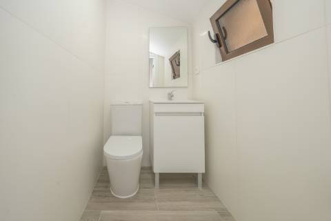 | T3 DUPLEX REMODELADO | 100M DA PRAIA | COSTA DA CAPARICA |