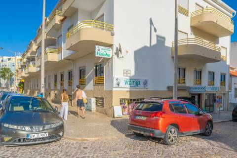 | T3 DUPLEX REMODELADO | 100M DA PRAIA | COSTA DA CAPARICA |