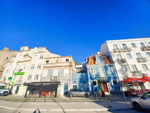 || OPORTUNIDADE INVESTIMENTO | Prédio em Alcântara | PARA REMODELAÇÃO TOTAL ||