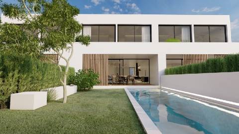 Baixa de Preço | TERRENO URBANO | MORADIA T3 | QUINTA DA AMIZADE
