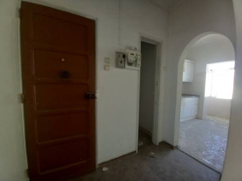 Oportunidade de Investimento | APARTAMENTO T1 | Baixa da Banheira