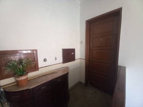 Oportunidade de Investimento | APARTAMENTO T1 | Baixa da Banheira