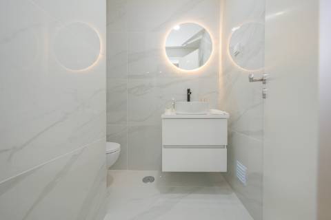 | Apartamento T3 | REMODELADO | SUÍTE | Rua República da Bolívia |