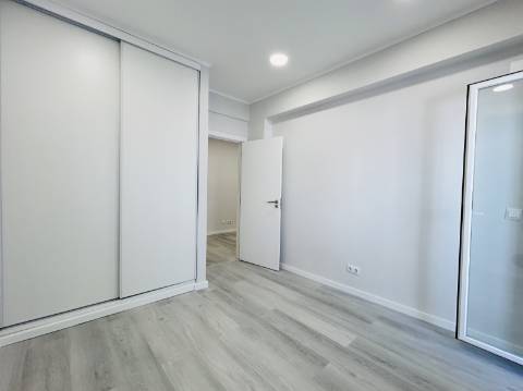 | T1 Totalmente Renovado | Centro da Amadora | Estação dos Comboios |