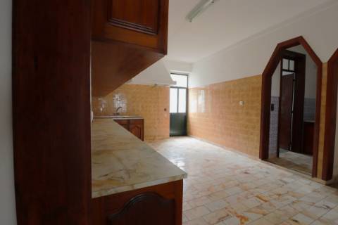 Apartamento T3 Duplex no Centro de Angra do Heroísmo