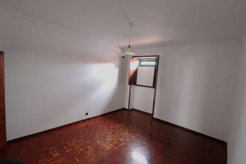 Apartamento T3 Duplex no Centro de Angra do Heroísmo