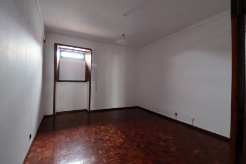 Apartamento T3 Duplex no Centro de Angra do Heroísmo