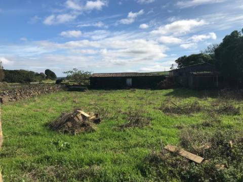 Dois Terrenos para Construção Urbana nas Fontinhas Praia da Vitória