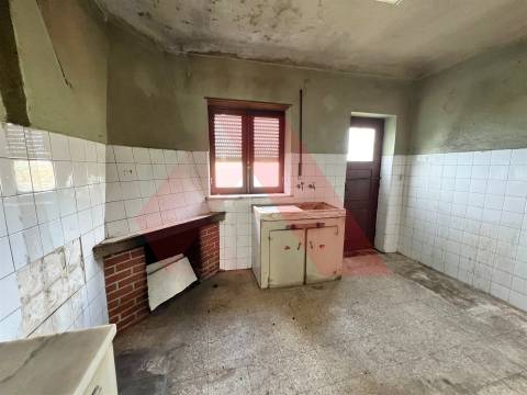 Moradia T3 Venda em Covas e Vila Nova de Oliveirinha,Tábua