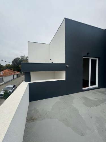 Moradia T3 perto da praia - Arcozelo