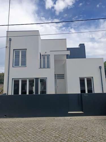 Moradia T3 perto da praia - Arcozelo