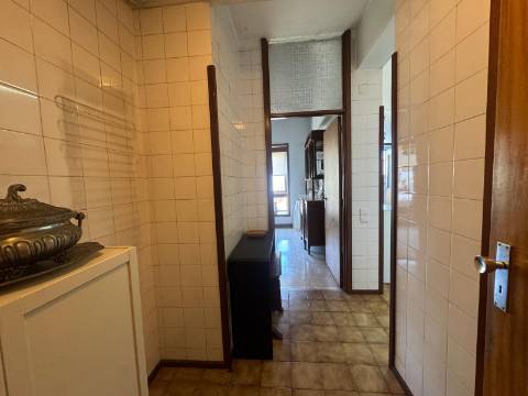 Duplex T3 com terraço e vistas de rio - Praça das Flores, Porto