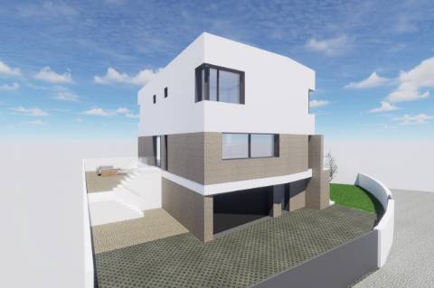 Moradia T4 contemporânea com piscina, jardim, garagem e amplas áreas em Ramalde, Porto