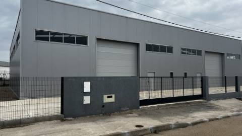 Armazém com construção recente em Vila Nova de São Bento I Possibilidade de Venda Conjunta