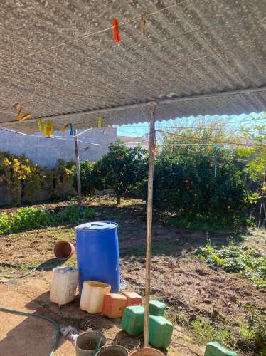 Moradia T4 com Quintal Amplo e Garagem - Oportunidade para Remodelar ao Seu Gosto