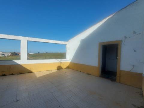 Monte Alentejano com amplas áreas de construção! Ideal para Turismo Rural! Oportunidade!