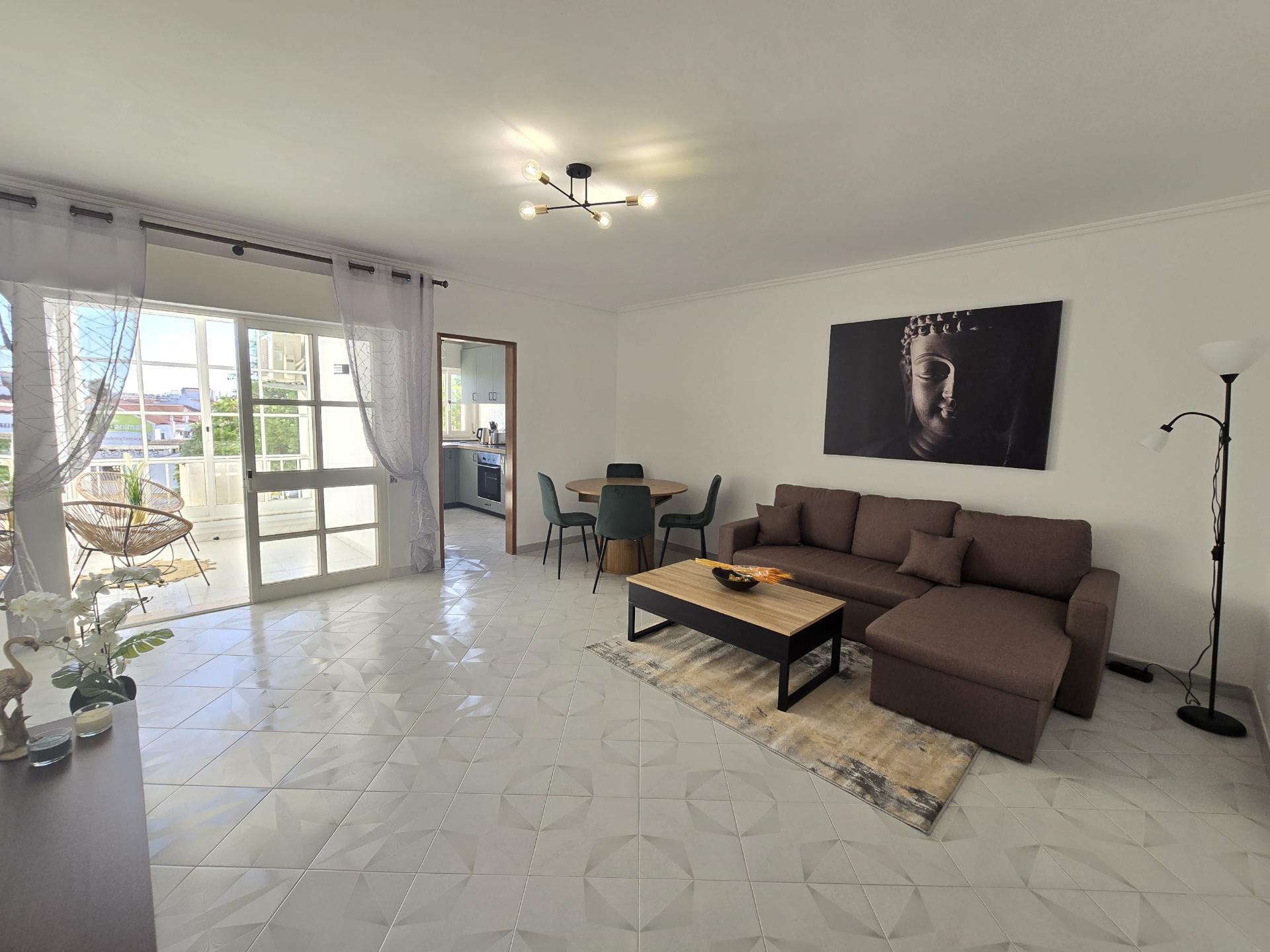 T1 Espaçoso com Piscina Rooftop | Areias de São João - Albufeira