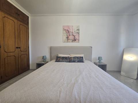 T1 Espaçoso com Piscina Rooftop | Areias de São João - Albufeira