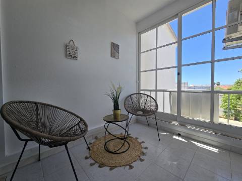 T1 Espaçoso com Piscina Rooftop | Areias de São João - Albufeira