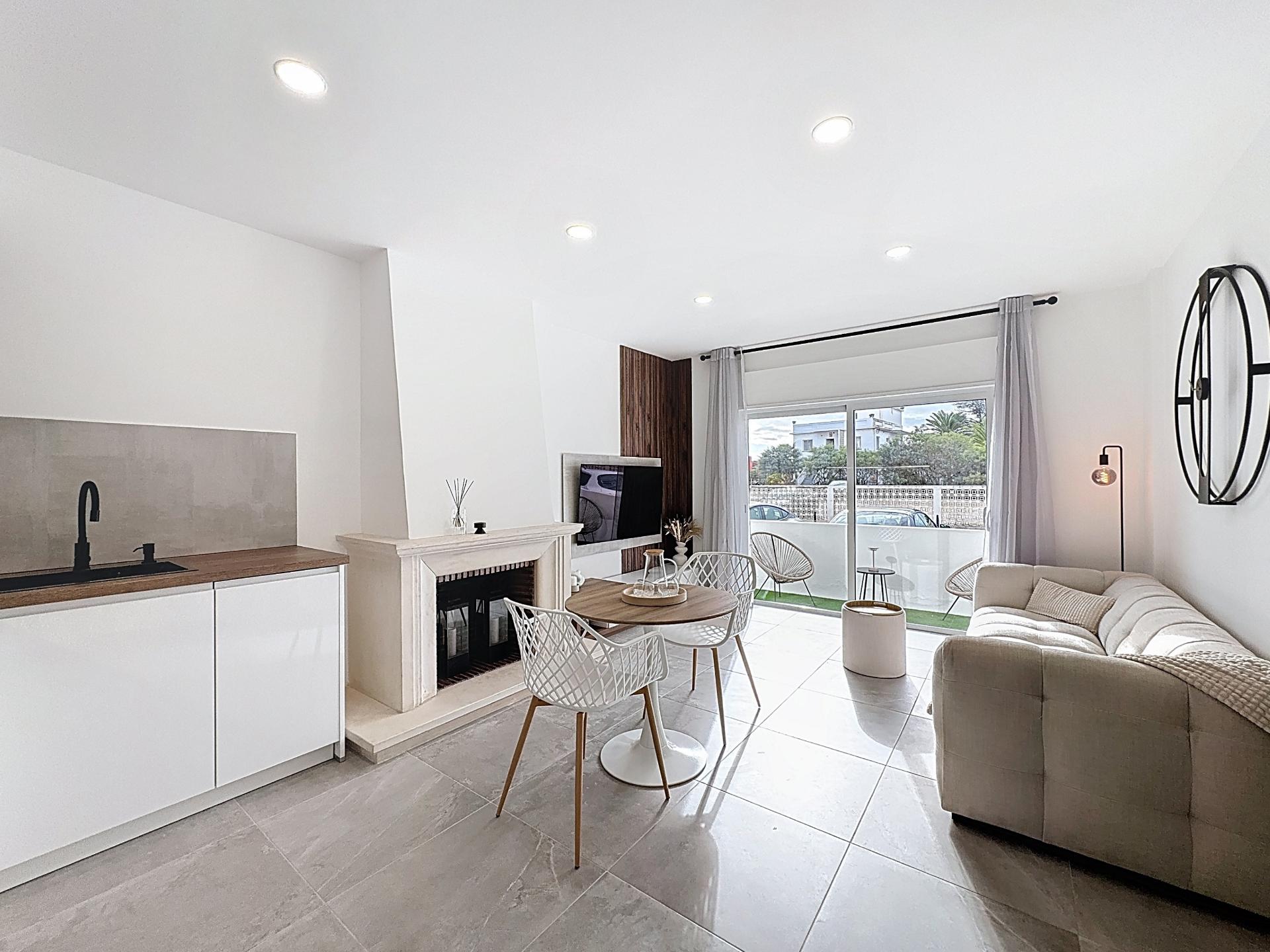 Apartamento T0+1 quarto renovado em Albufeira , Oura