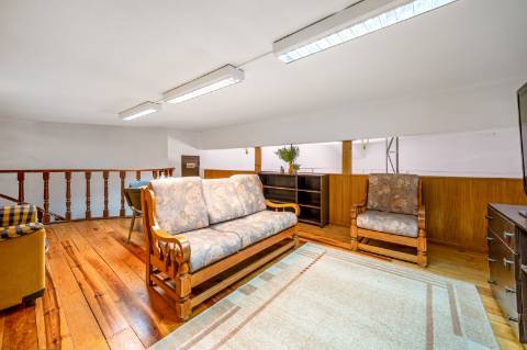 Moradia T5 com Piscina Privada na Prestigiada Zona da Ladeira do Vau - Portimão