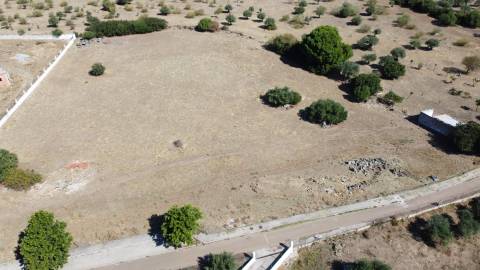 Terreno para construção de 12 moradias com projeto aprovado - Brejos (Elvas)