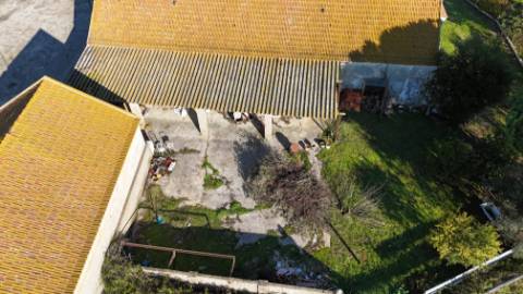 EXCLUSIVO - Quinta com 2069 m2, T1 e um armazém - Asseiceira(Palmela)
