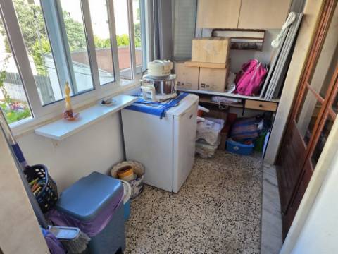 Apartamento T4 com boas áreas e excelente localização - Montalvão(Setúbal)