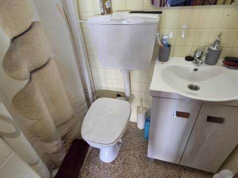 Apartamento T4 com boas áreas e excelente localização - Montalvão(Setúbal)