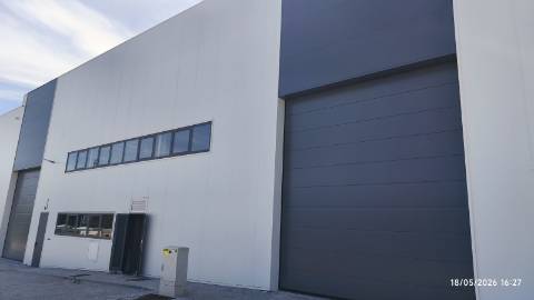 Armazém novo 505 m2 - Pé dto 8 mt.