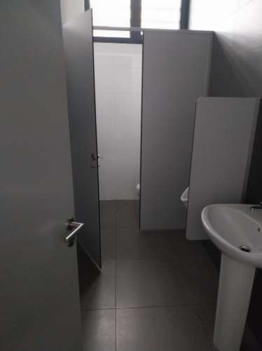 Armazém disponível para entrada imediata. 675 m2