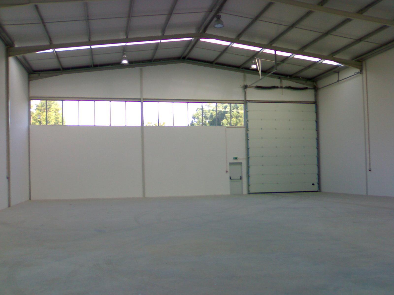 Armazém industrial. 680 m2. Z.I de Ovar