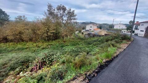 Terreno em Fornos - Zona Sossegada