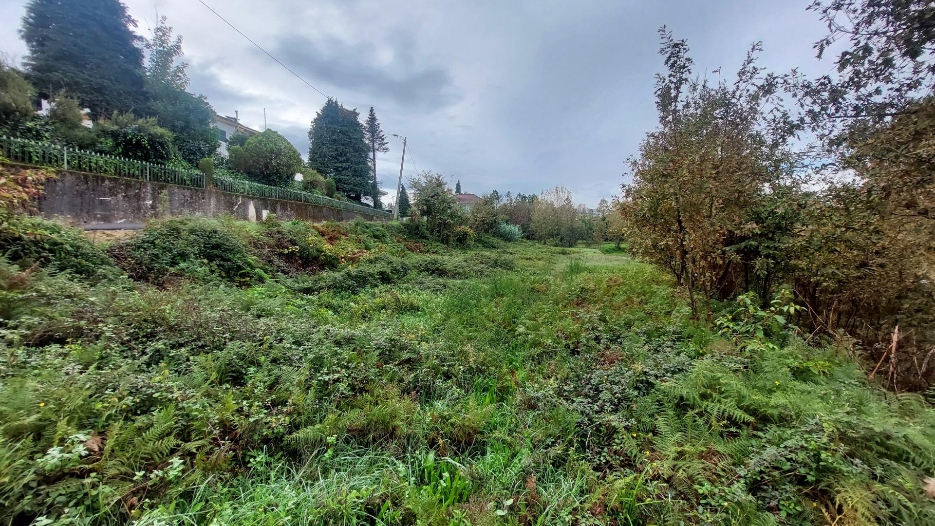 Terreno em Fornos - Zona Sossegada