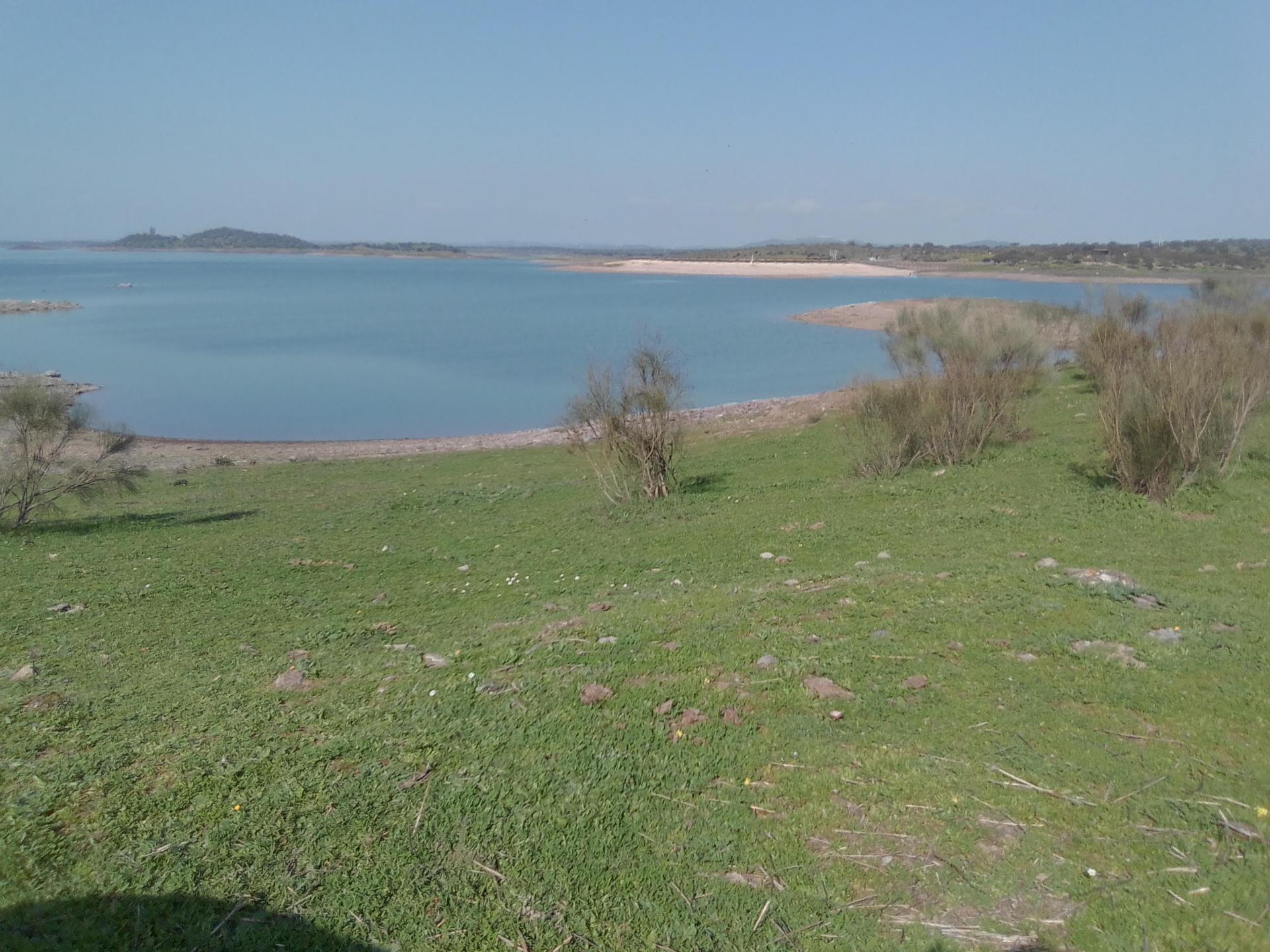 ALQUEVA - Mourão: Investimento Turístico, Herdade + casa particular c/ + 9 Hectares!