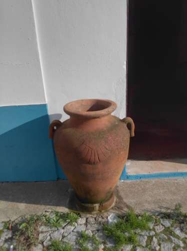 ANTIGA OLARIA
