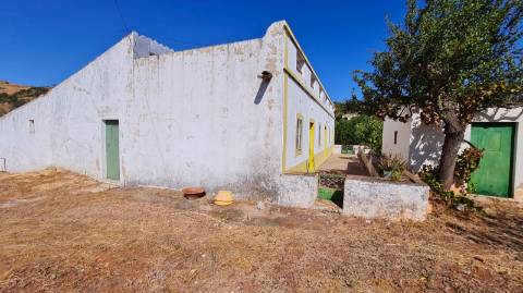Propriedade rural à venda perto de Santa Catarina Tavira