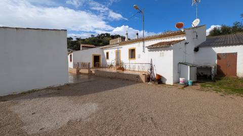 casa antiga à venda em S. Brás de Alportel