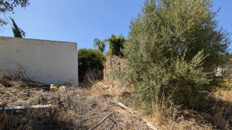 Terreno urbano com ruina à venda na Jordana, Moncarapacho