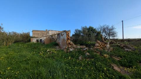 Quinta com 36.960m² à Venda na Fuseta - Junto à Ria Formosa
