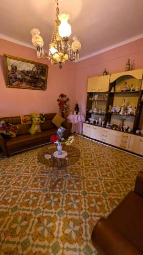Terreno com duas casas: oportunidade em Santo Estêvão, Tavira