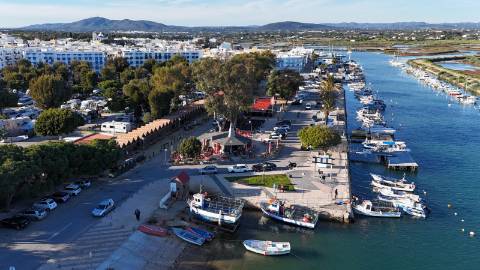 Lote Urbano com Projeto Incluído situado na Luz de Tavira