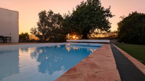 Propriedade de charme com piscina a minutos da Fuseta