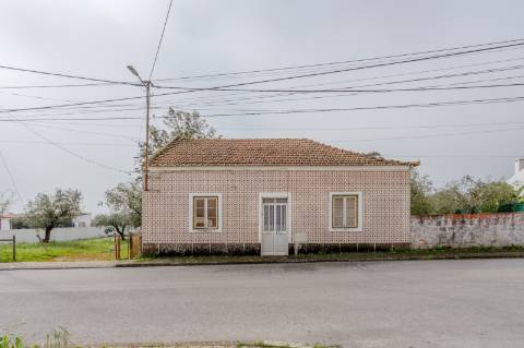 Moradia com Terreno de 2,9 ha para Venda na Aldeia do Futuro - Grândola