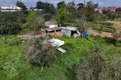 Moradia com Terreno de 2,9 ha para Venda na Aldeia do Futuro - Grândola